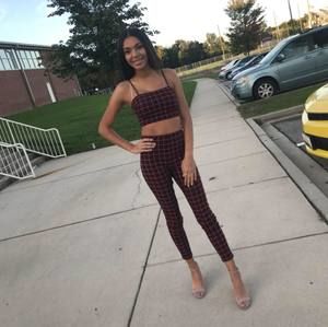 Meet your Posher, Brielle